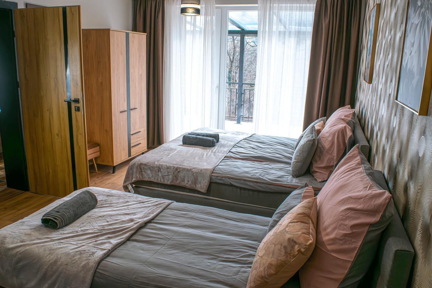 Oazis Tapolca Apartman Мішкольц Екстер'єр фото